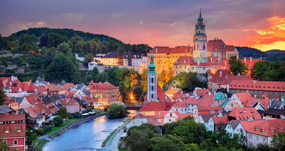 Οι 10 πιο όμορφες πόλεις της Ευρώπης για τους… πιο «ψαγμένους» ταξιδιώτες!
