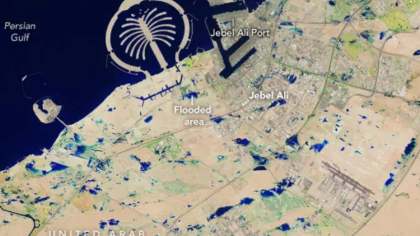 Άλλαξαν τον χάρτη οι πλημμύρες στο Ντουμπάι – Συγκλονίζουν οι εικόνες από δορυφόρο